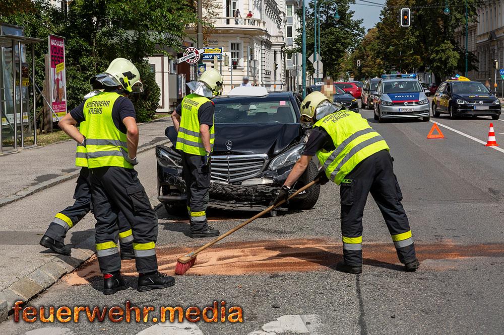 Kurze Verkehrsbehinderung Nach Auffahrunfall Auf Der Ringstraße ...