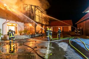 Brand eines landwirtschaftlichen Gebäudes in Niedergrünbach