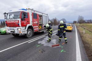 Zwei Unfälle unmittelbar nacheinander auf der B218