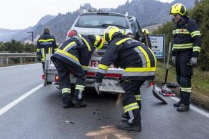 Glatteisunfall auf der B3 in Dürnstein