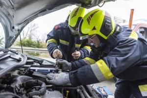 Glatteisunfall auf der B3 in Dürnstein